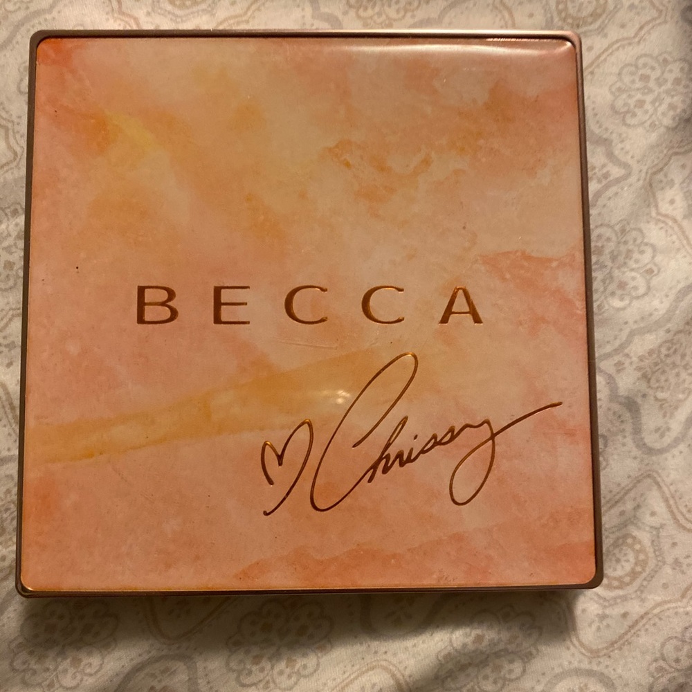 Becca X Chrissy Teigen palette